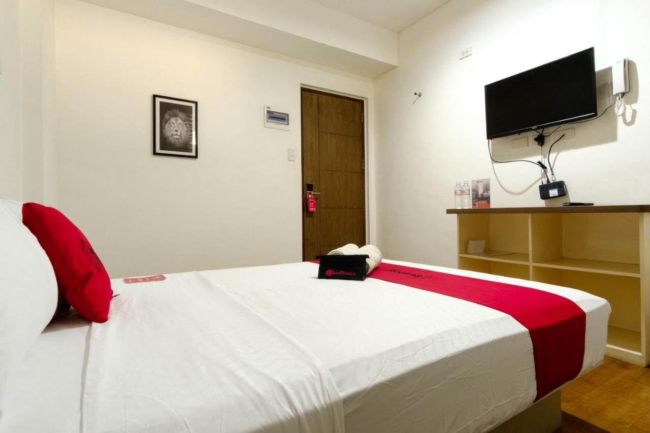 Reddoorz Near V Mapa Station Hotel Manila Ngoại thất bức ảnh