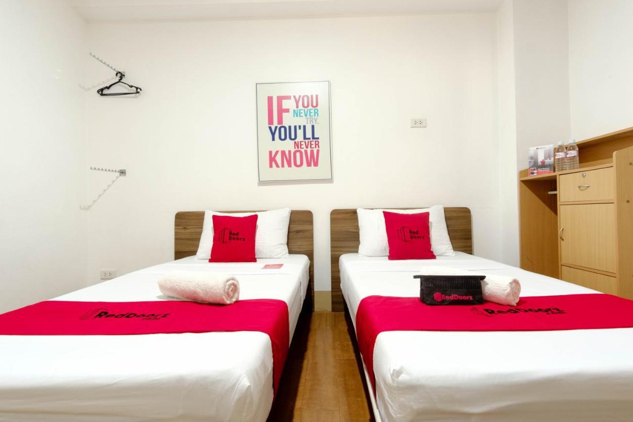 Reddoorz Near V Mapa Station Hotel Manila Ngoại thất bức ảnh