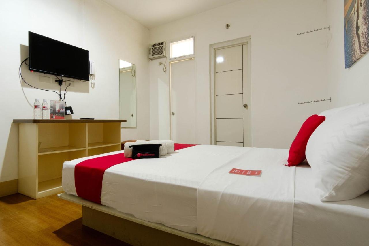 Reddoorz Near V Mapa Station Hotel Manila Ngoại thất bức ảnh