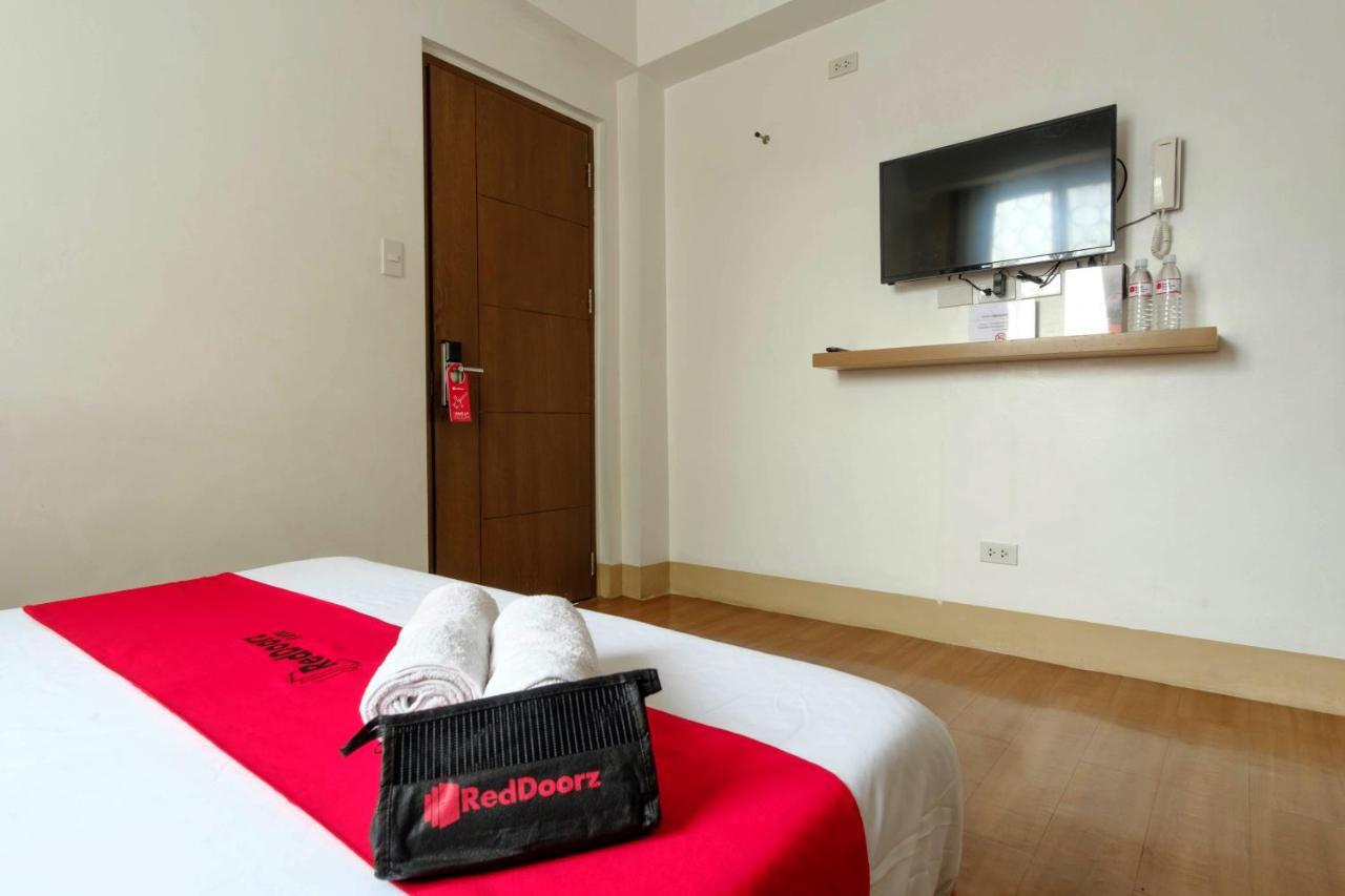 Reddoorz Near V Mapa Station Hotel Manila Ngoại thất bức ảnh