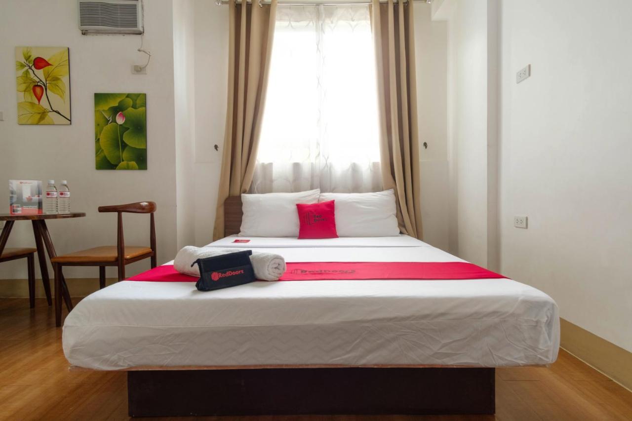 Reddoorz Near V Mapa Station Hotel Manila Ngoại thất bức ảnh