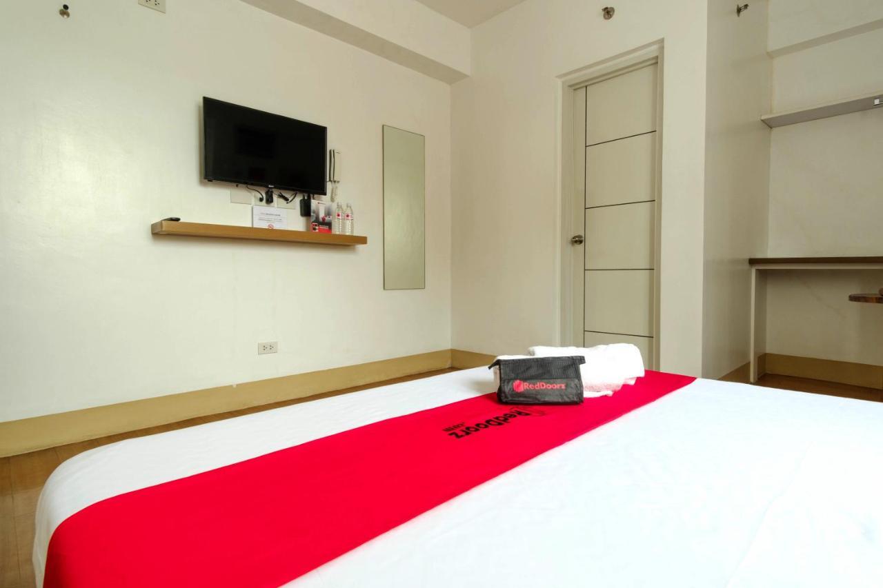 Reddoorz Near V Mapa Station Hotel Manila Ngoại thất bức ảnh