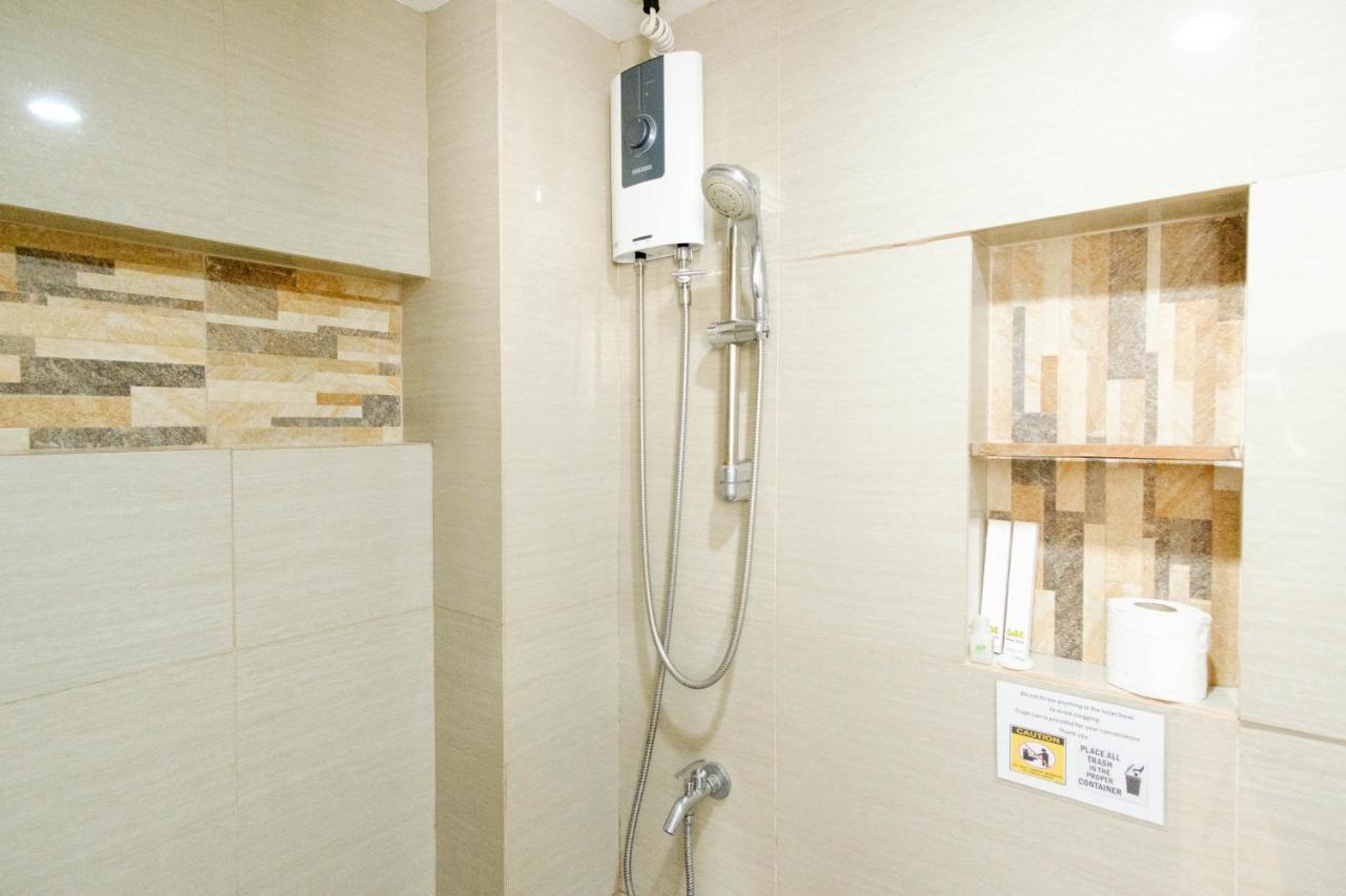 Reddoorz Near V Mapa Station Hotel Manila Ngoại thất bức ảnh